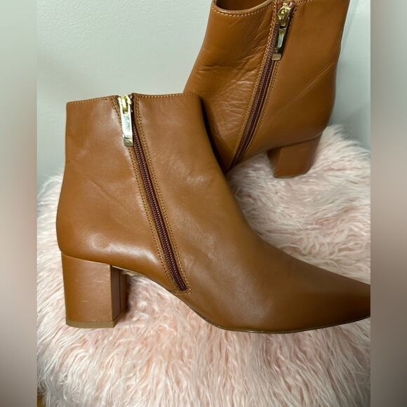 L'Agence Jeanne Il Pointed Toe Bootie - Picture 7 of 14